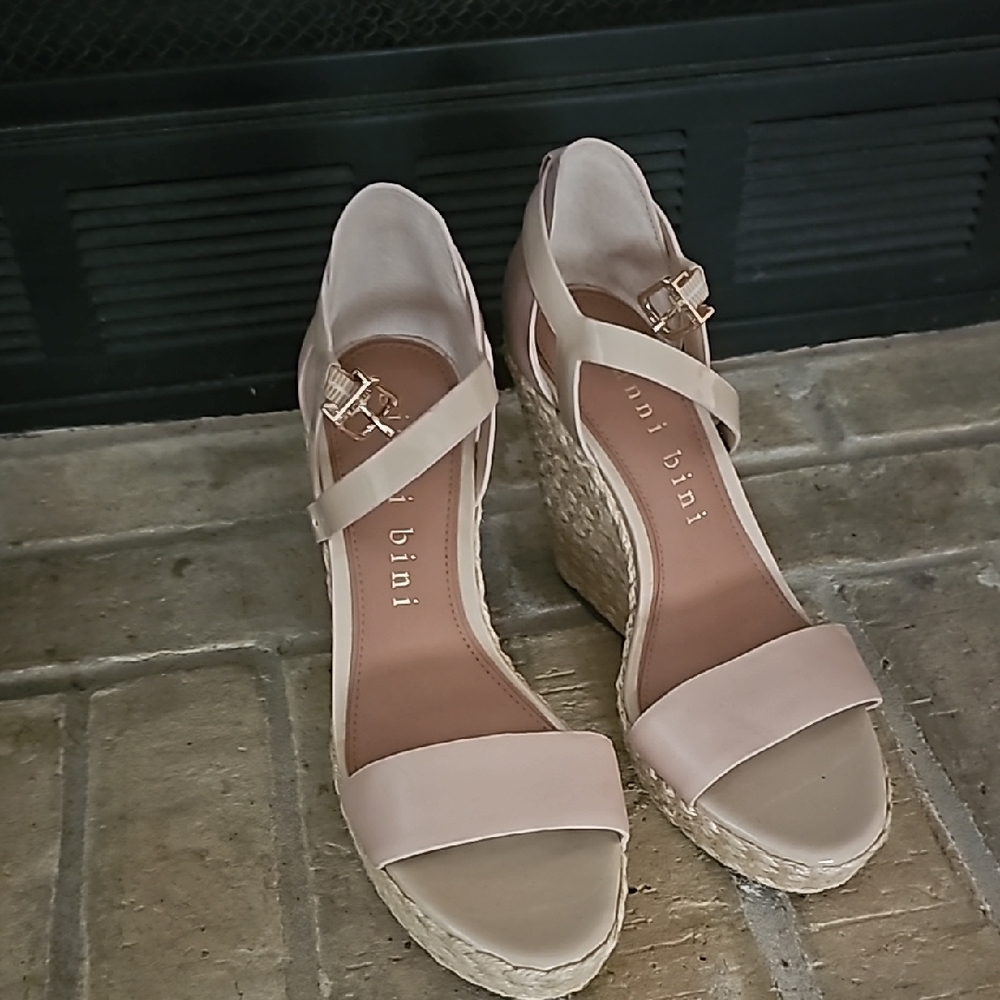 Gianni Bini  Wedge Heels